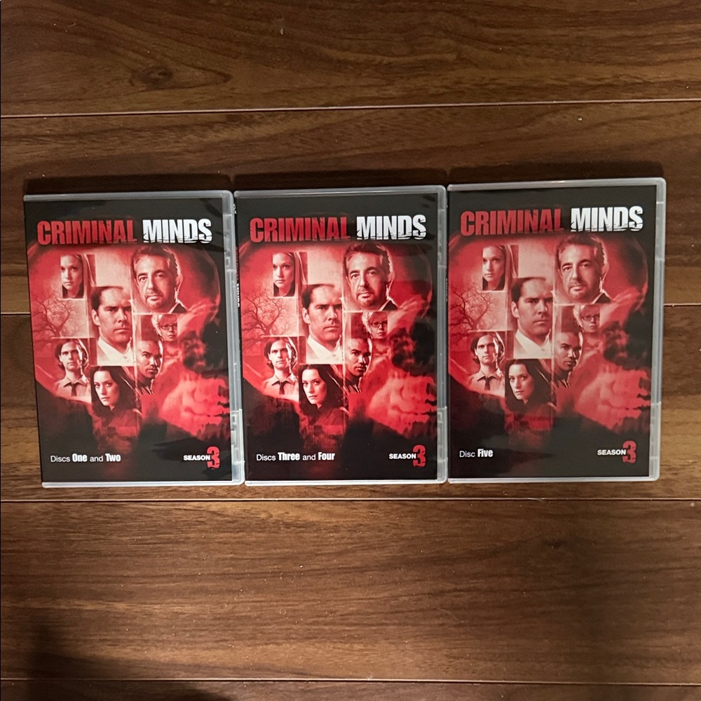 Criminal Minds Season 3 DVD Set - Red and Black